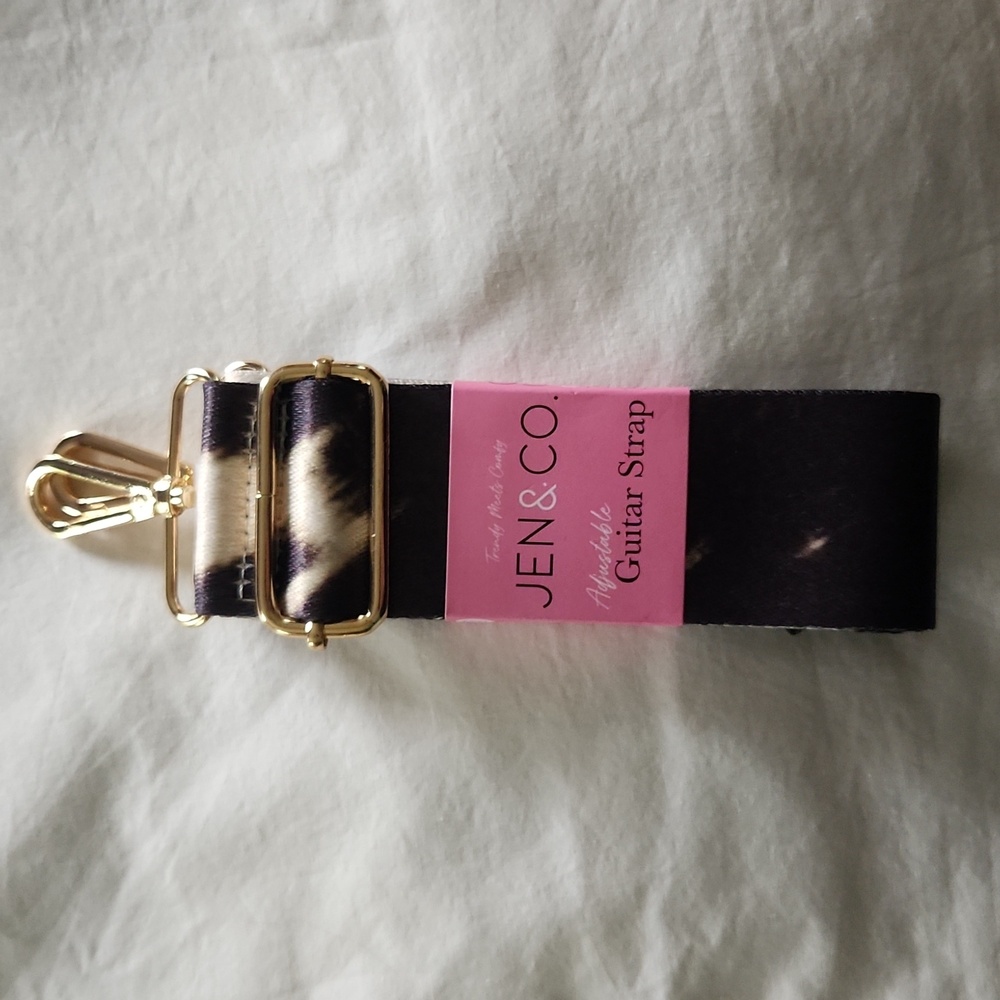New Cow Jen & Co Strap